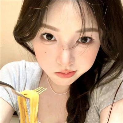 王后伞下